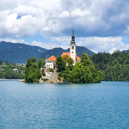 Eco River Camp - Pitches Camping Radovljica