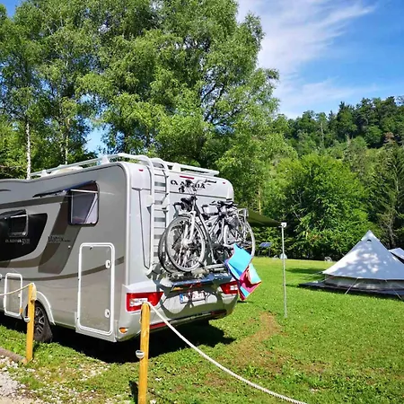 Kemp Eco River Camp - Pitches Radovljica